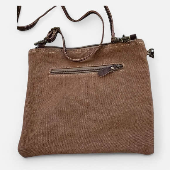 Myra Blue Isle Leather Crossbody Bag - Picture 3 of 12